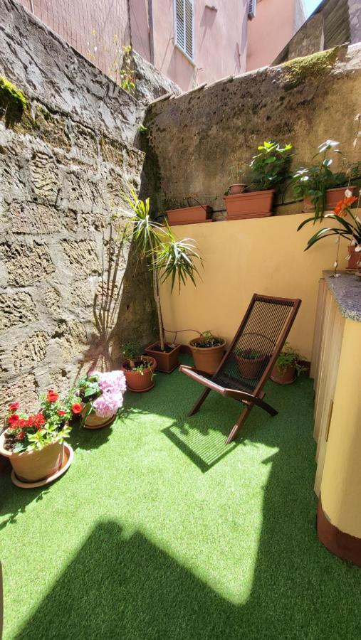 Itiseasy Cuglieri 1 E 2 Private Apartments מראה חיצוני תמונה