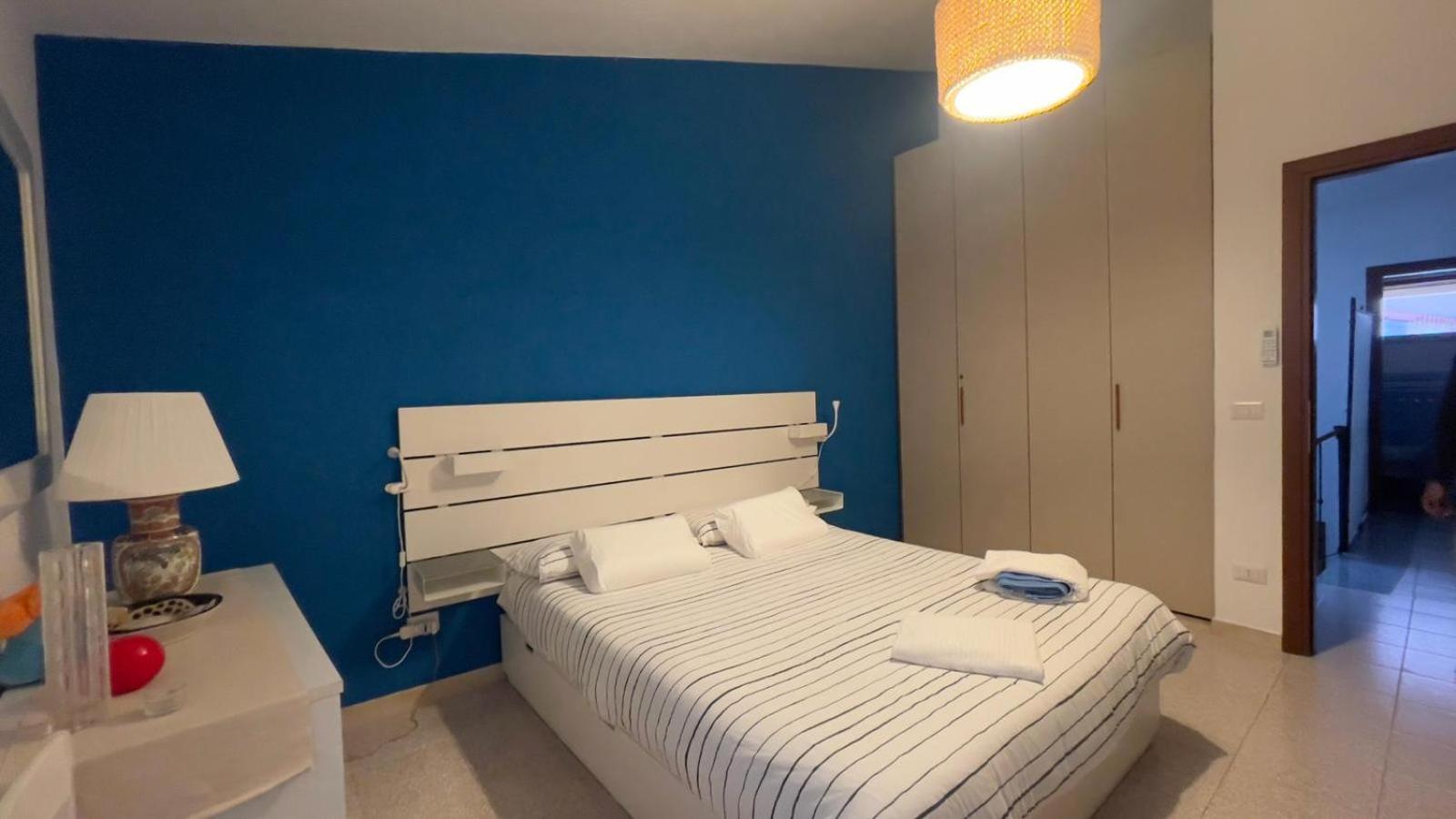 Itiseasy Cuglieri 1 E 2 Private Apartments מראה חיצוני תמונה