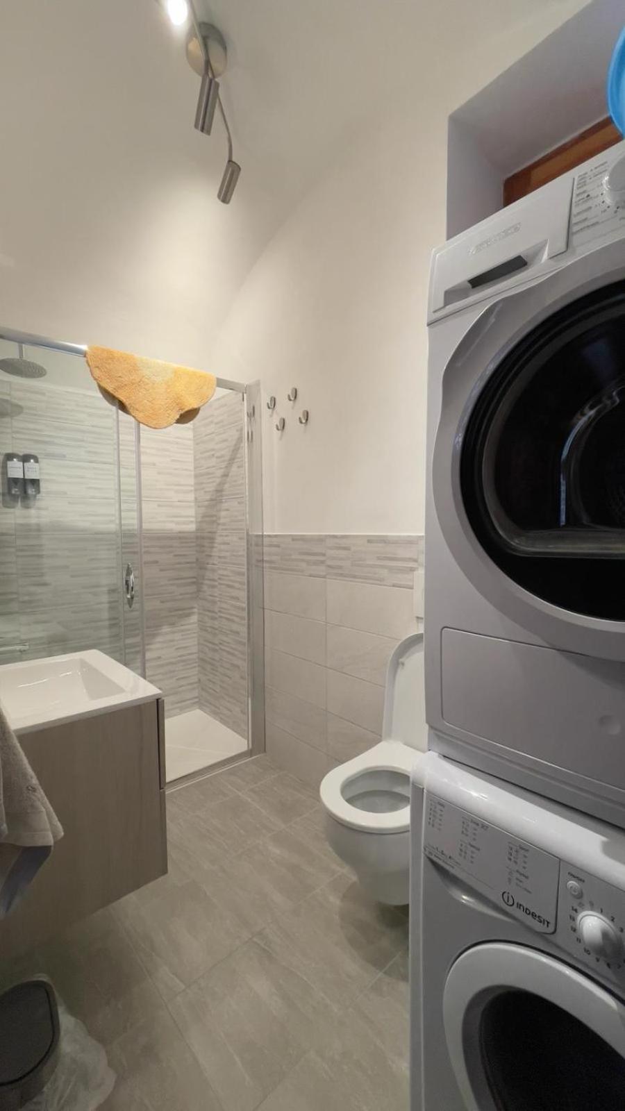 Itiseasy Cuglieri 1 E 2 Private Apartments מראה חיצוני תמונה