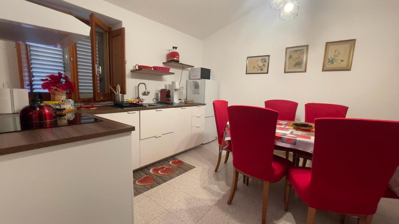 Itiseasy Cuglieri 1 E 2 Private Apartments מראה חיצוני תמונה